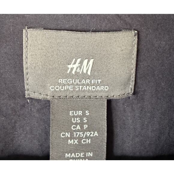 H&M Navy Shirt Mens Size Small Regular Fit Button Front Short Sleeve Lightweight - Picture 4 of 5